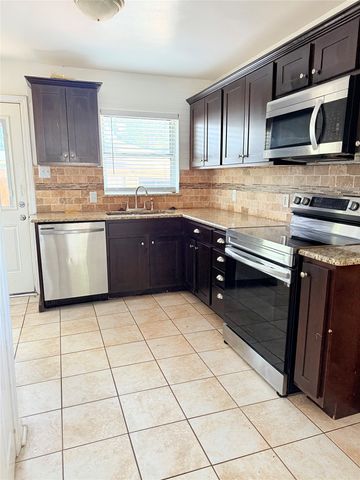 3708 Van Ness Lane, Dallas, TX 75220