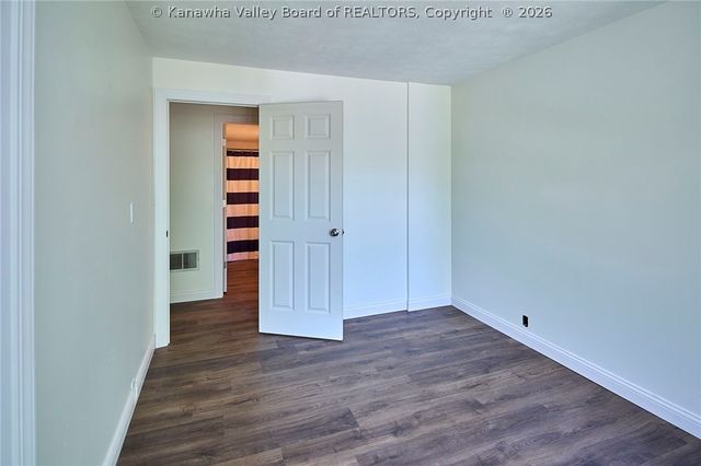 805 Basil Road, Charleston, WV 25314