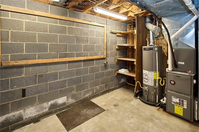 805 Basil Road, Charleston, WV 25314