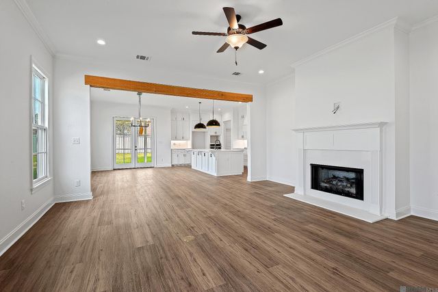 2717 Shore Side Avenue, Baton Rouge, LA 70810