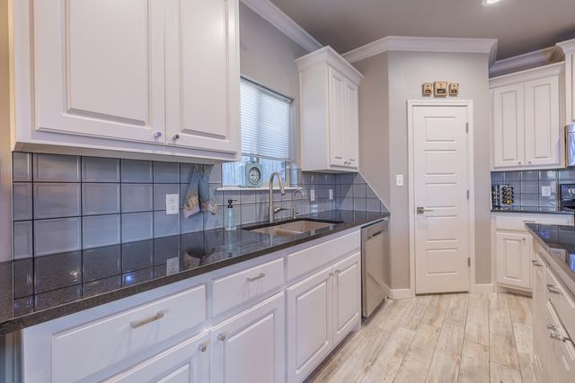 2109 101st Street, Lubbock, TX 79423