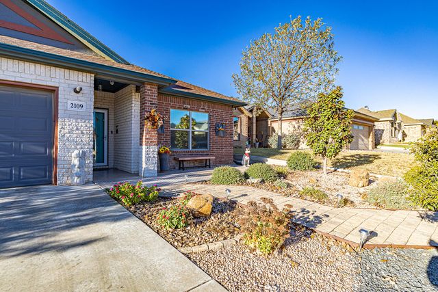 2109 101st Street, Lubbock, TX 79423
