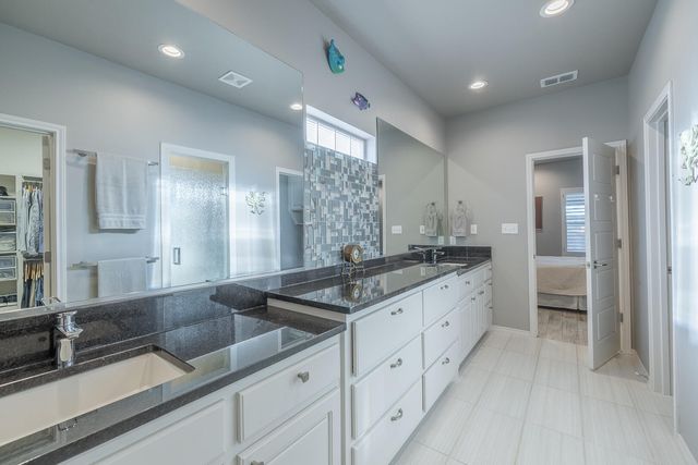 2109 101st Street, Lubbock, TX 79423