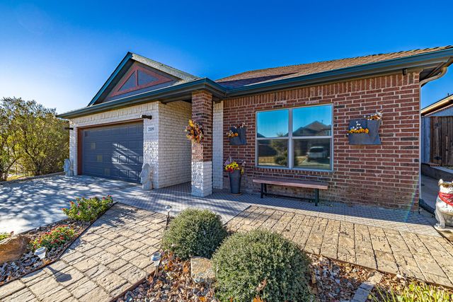 2109 101st Street, Lubbock, TX 79423