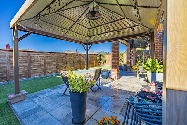 2109 101st Street, Lubbock, TX 79423