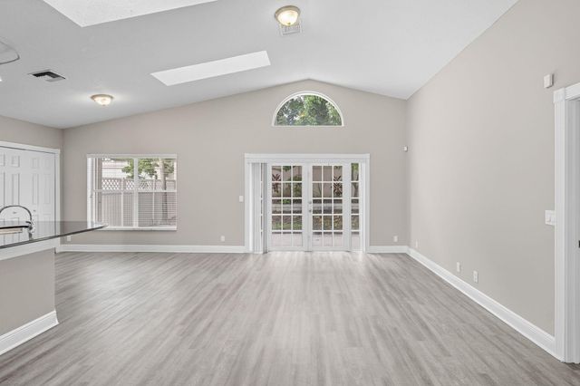 2006 Cross Breeze Dr, Wellington, FL 33414