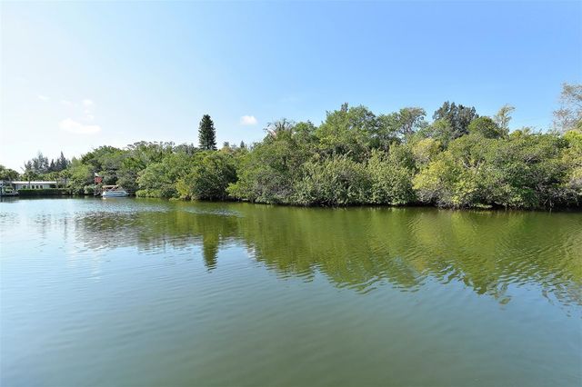 7340 PINE NEEDLE ROAD, Sarasota, FL 34242