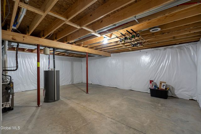 18 Wiley Way, Corinth, NY 12822