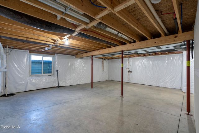 18 Wiley Way, Corinth, NY 12822