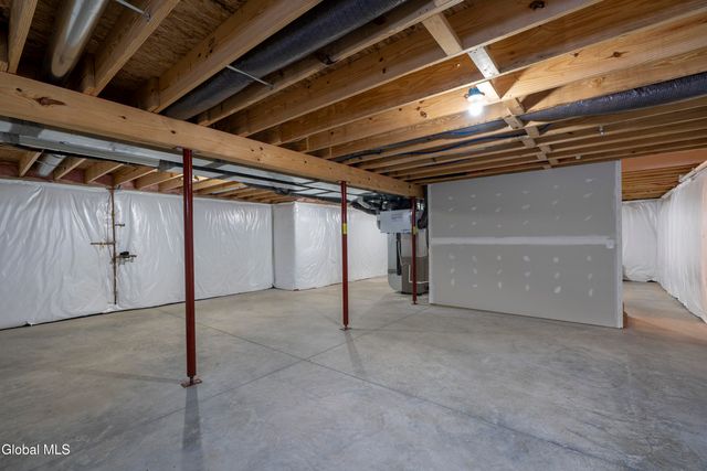 18 Wiley Way, Corinth, NY 12822