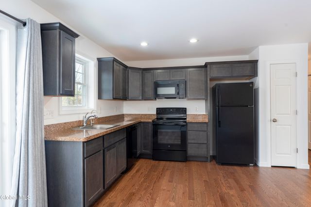 18 Wiley Way, Corinth, NY 12822