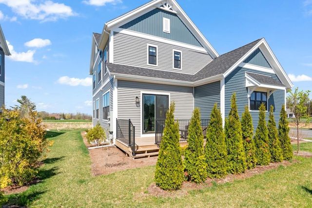 71 Elm Street SM43, South Burlington, VT 05403