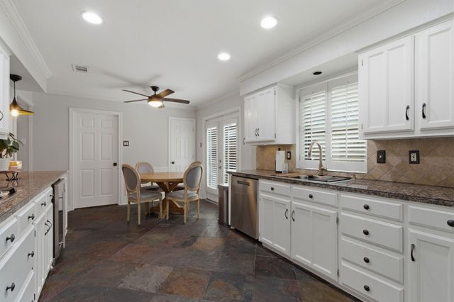 313 Parkview Place, Coppell, TX 75019