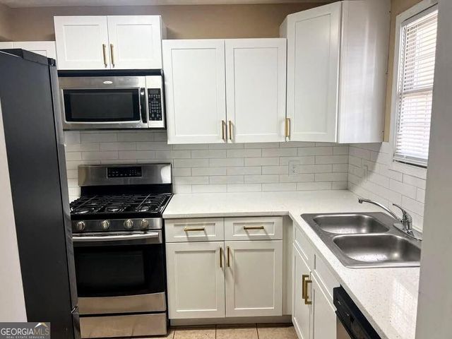 2378 Cove Road, Lithonia, GA 30058