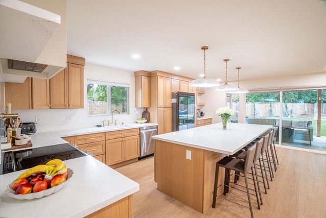 7975 Stone Canyon Cir, Citrus Heights, CA 95610