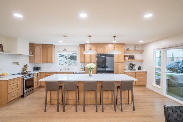 7975 Stone Canyon Cir, Citrus Heights, CA 95610