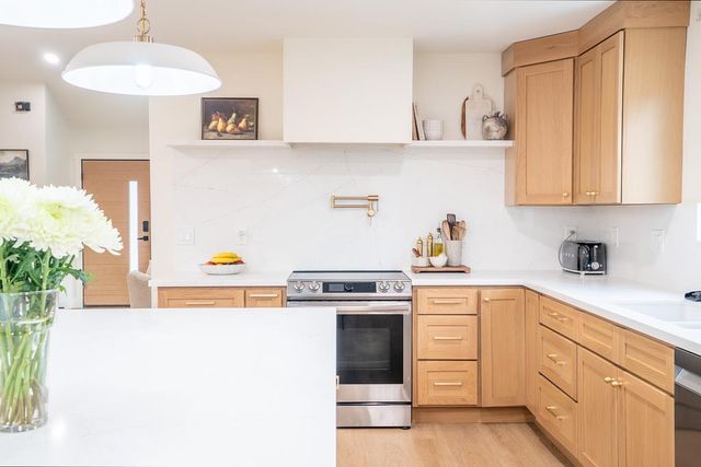 7975 Stone Canyon Cir, Citrus Heights, CA 95610