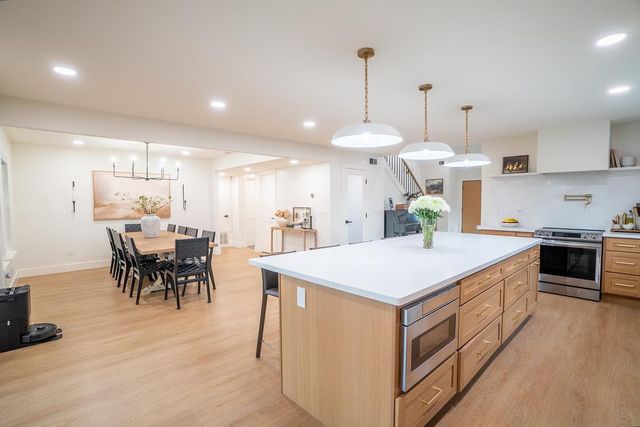 7975 Stone Canyon Cir, Citrus Heights, CA 95610