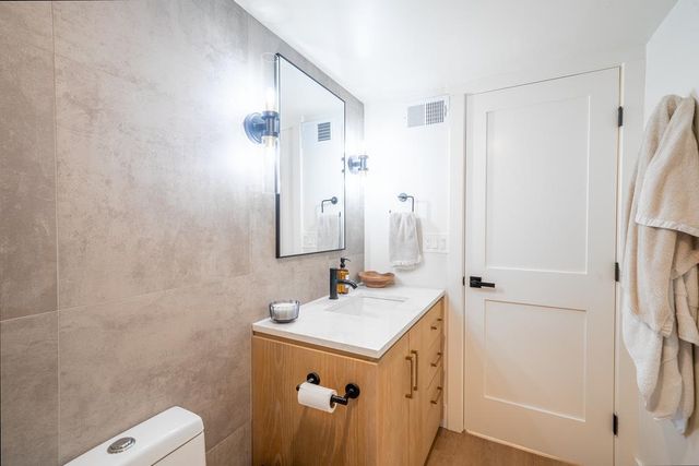 7975 Stone Canyon Cir, Citrus Heights, CA 95610