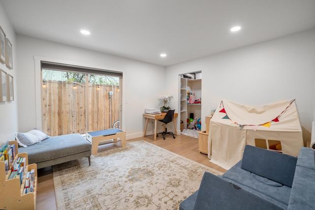 7975 Stone Canyon Cir, Citrus Heights, CA 95610