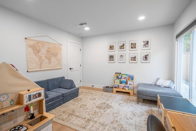 7975 Stone Canyon Cir, Citrus Heights, CA 95610