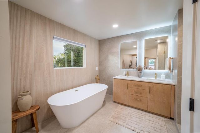 7975 Stone Canyon Cir, Citrus Heights, CA 95610