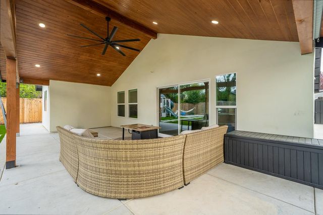 7975 Stone Canyon Cir, Citrus Heights, CA 95610