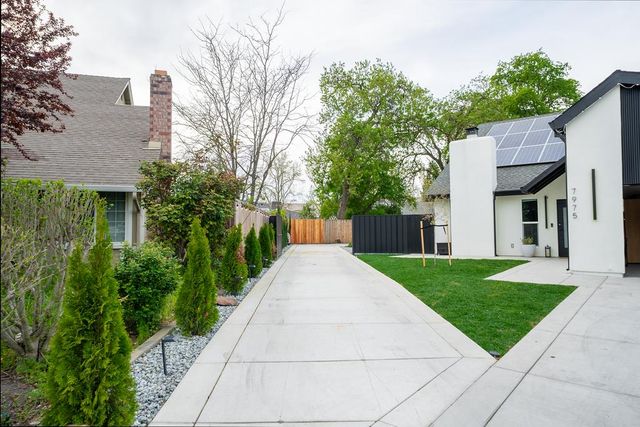 7975 Stone Canyon Cir, Citrus Heights, CA 95610