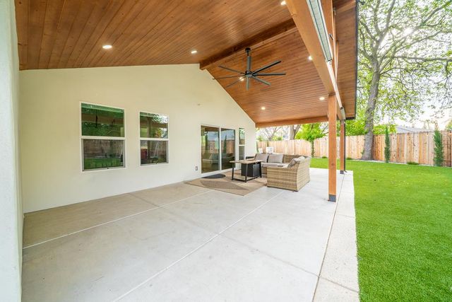 7975 Stone Canyon Cir, Citrus Heights, CA 95610