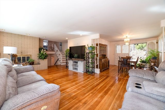 50 Valley Hill Drive, Worcester, MA 01602