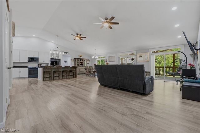 119 Stonegate Drive, Washington, WV 26181