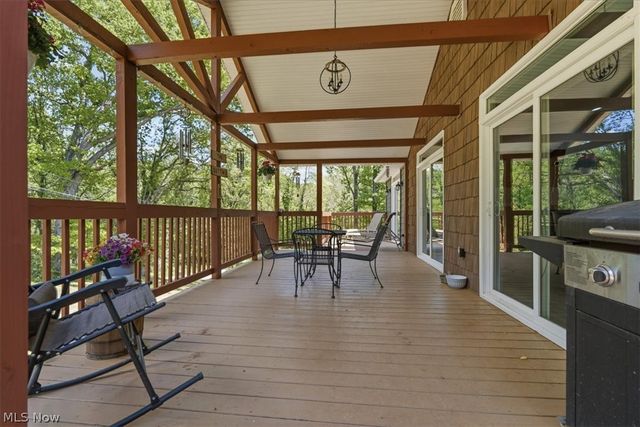 119 Stonegate Drive, Washington, WV 26181