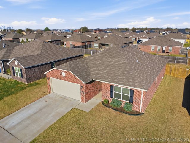 16205 S 86th East Avenue, Bixby, OK 74008