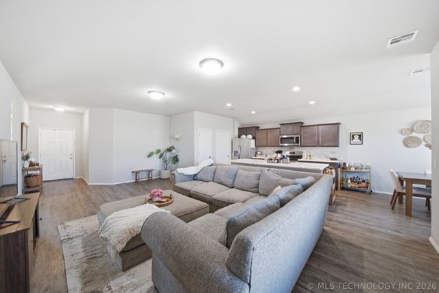 16205 S 86th East Avenue, Bixby, OK 74008