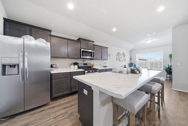 16205 S 86th East Avenue, Bixby, OK 74008