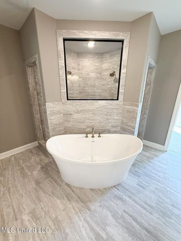 451 Poplar Lane, Holly Springs, MS 38635