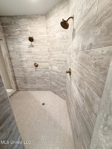 451 Poplar Lane, Holly Springs, MS 38635