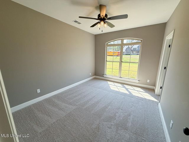 451 Poplar Lane, Holly Springs, MS 38635