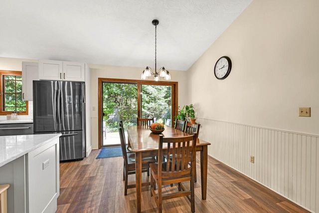 10331 32nd AVENUE, Pleasant Prairie, WI 53158