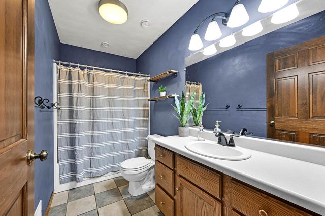 10331 32nd AVENUE, Pleasant Prairie, WI 53158