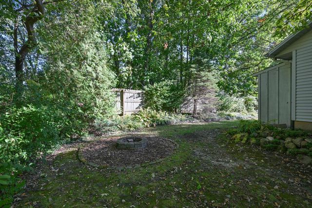 10331 32nd AVENUE, Pleasant Prairie, WI 53158