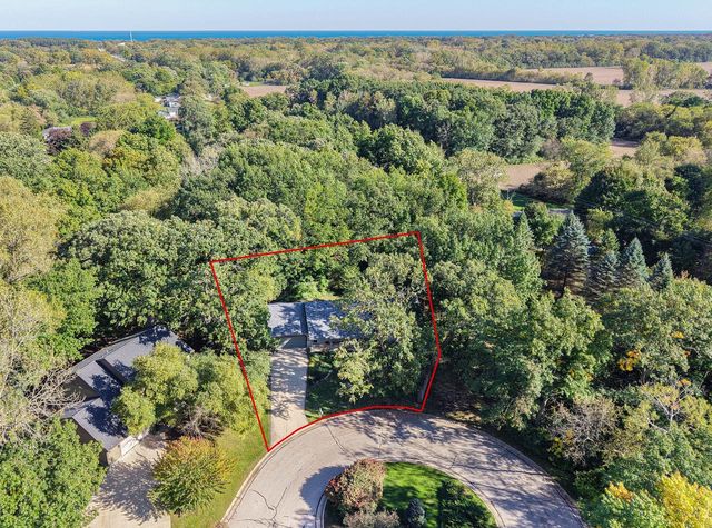 10331 32nd AVENUE, Pleasant Prairie, WI 53158