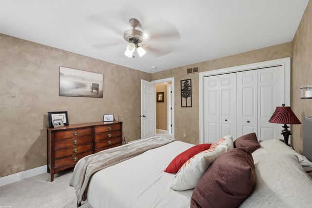 12294 Parkside Circle, Washington Twp, MI 48094