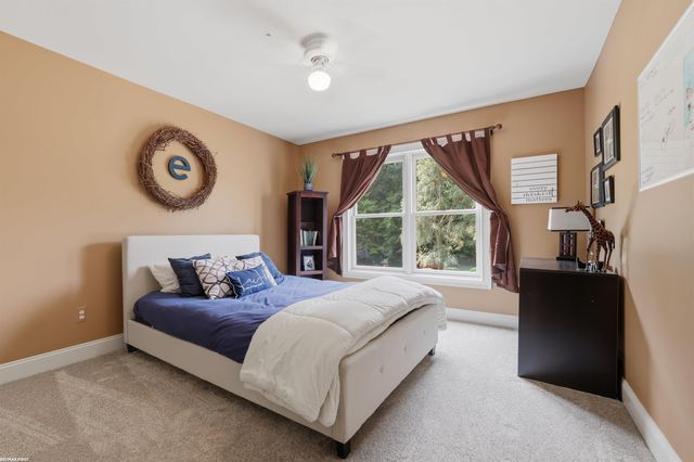 12294 Parkside Circle, Washington Twp, MI 48094
