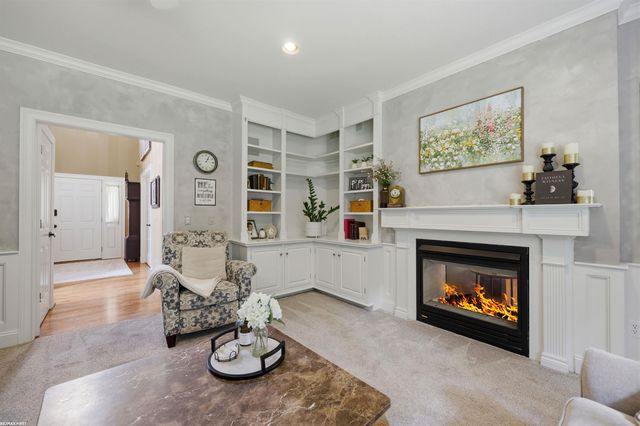 12294 Parkside Circle, Washington Twp, MI 48094