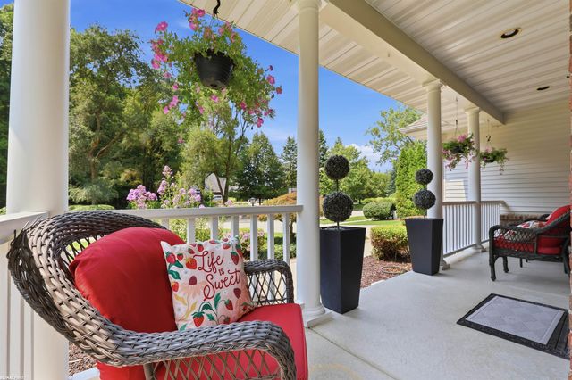 12294 Parkside Circle, Washington Twp, MI 48094
