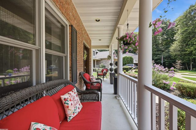 12294 Parkside Circle, Washington Twp, MI 48094