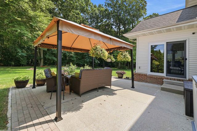 12294 Parkside Circle, Washington Twp, MI 48094