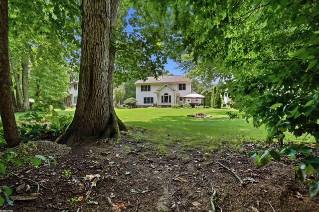 12294 Parkside Circle, Washington Twp, MI 48094