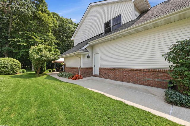 12294 Parkside Circle, Washington Twp, MI 48094